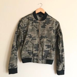 Bomber jacket